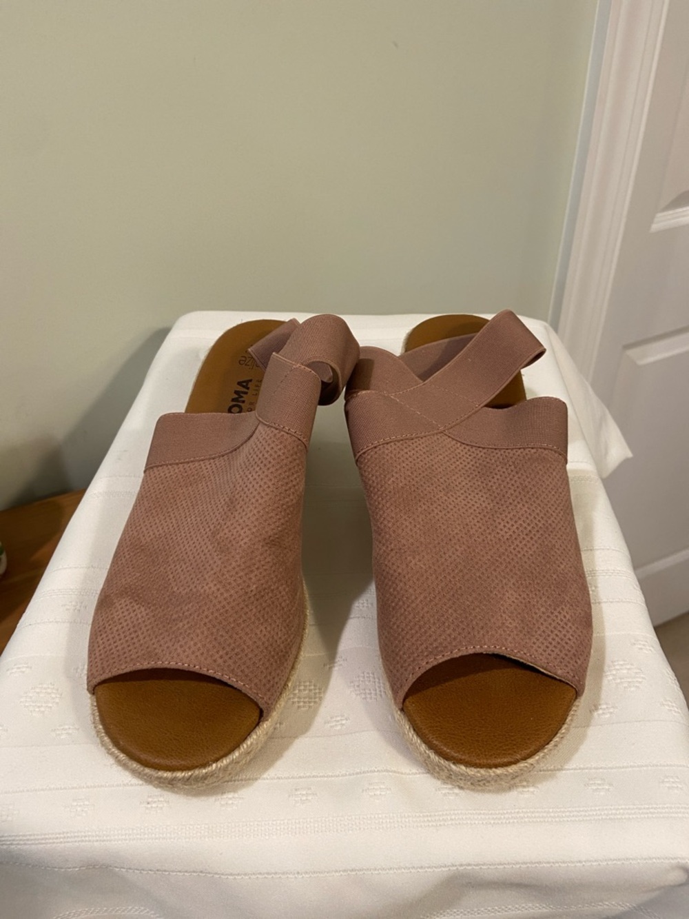 Sonoma Rusty Coral Colored Wedge Sandals with Criss Cross Elastic Strap
